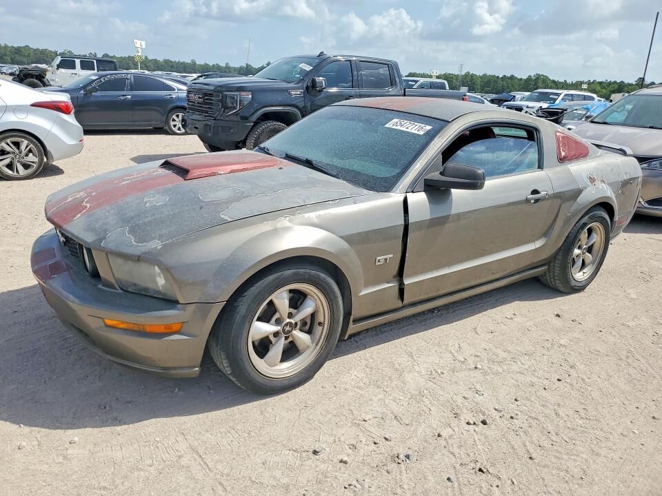 2005 FORD Mustang