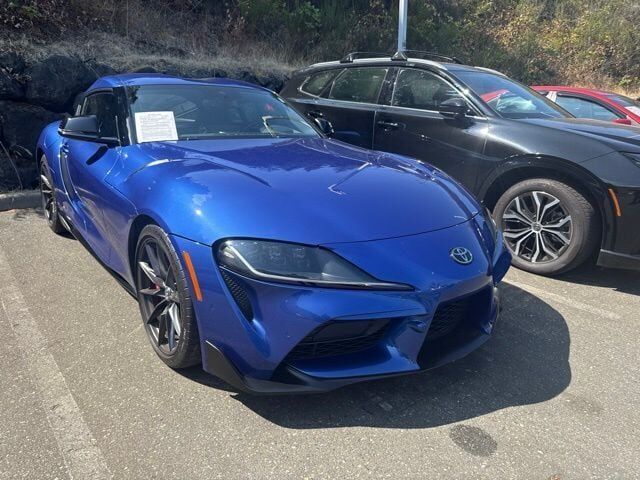 2023 TOYOTA Supra