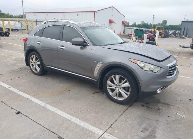 2015 INFINITI QX70