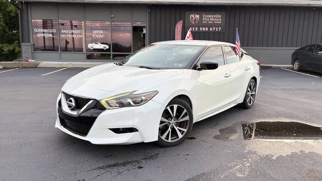 2017 NISSAN Maxima