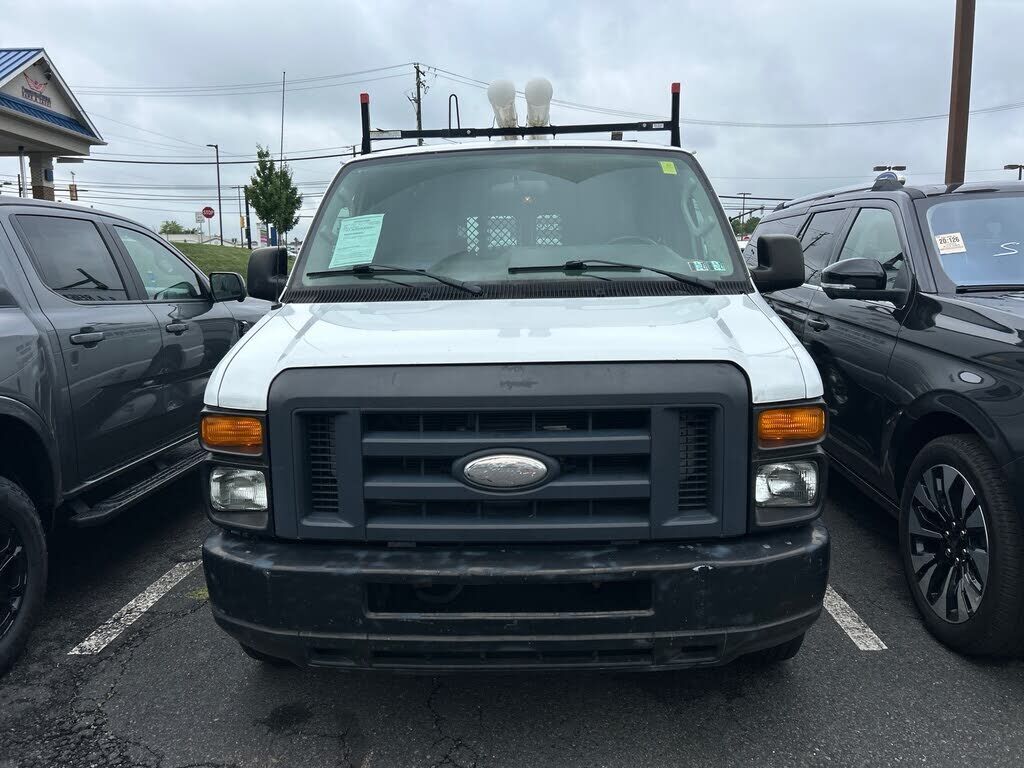 2014 FORD E-250