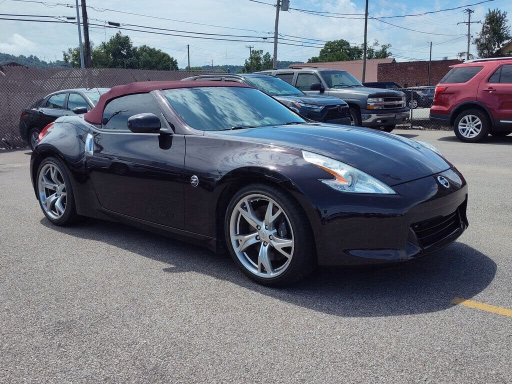 2010 NISSAN 370Z