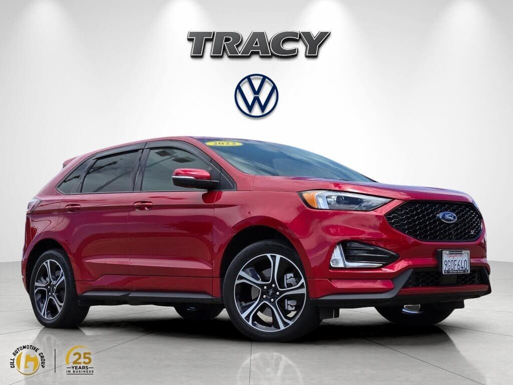 2023 FORD Edge