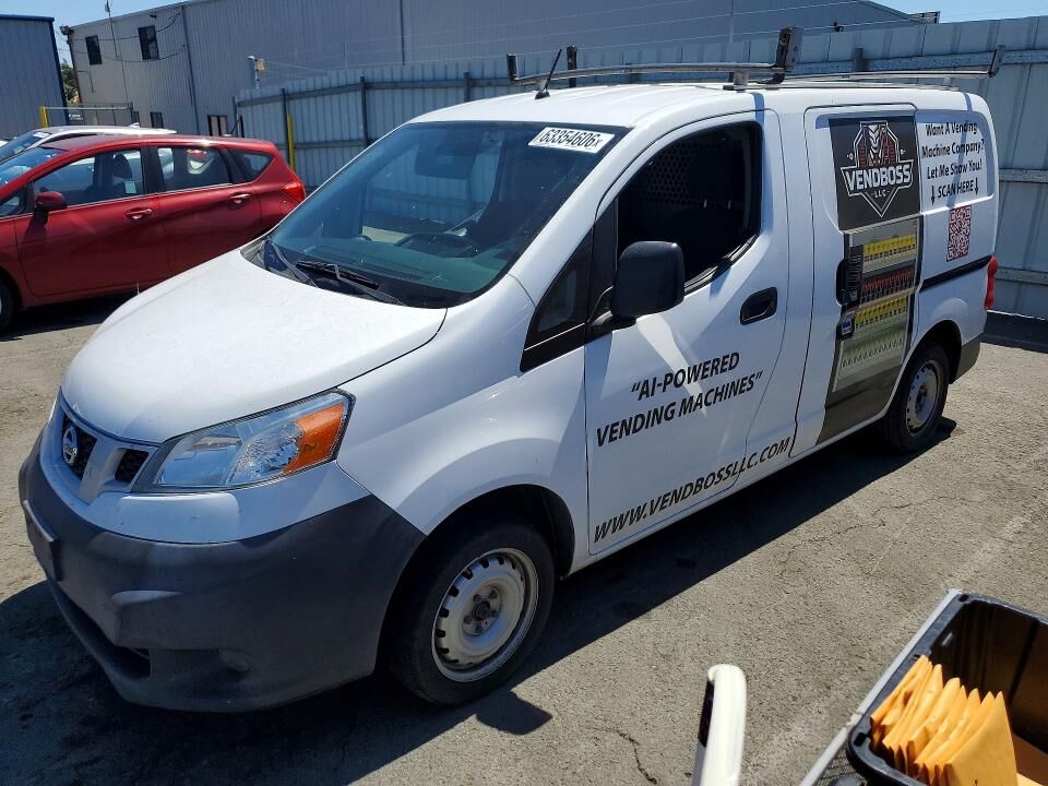 2015 NISSAN NV200
