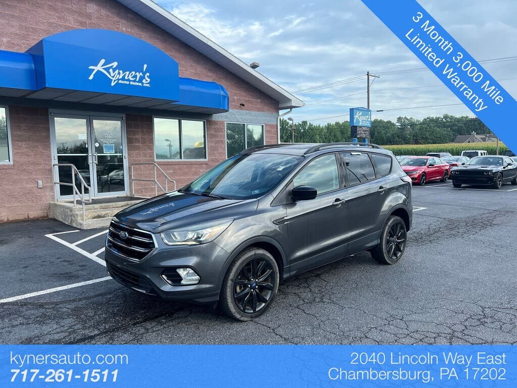 2017 FORD Escape