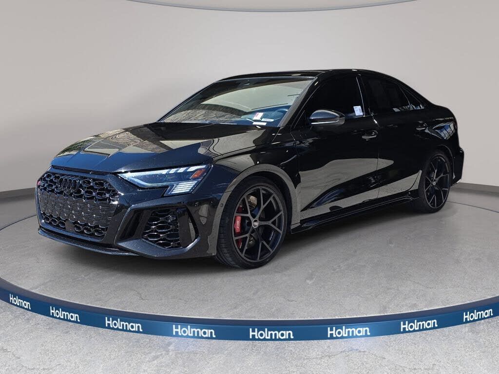 2022 AUDI RS3