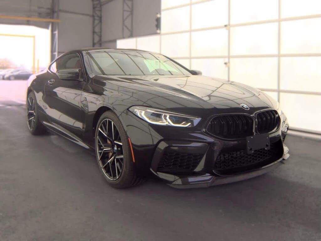 2024 BMW M8