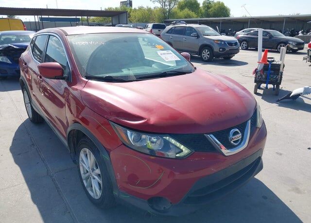 2017 NISSAN Rogue