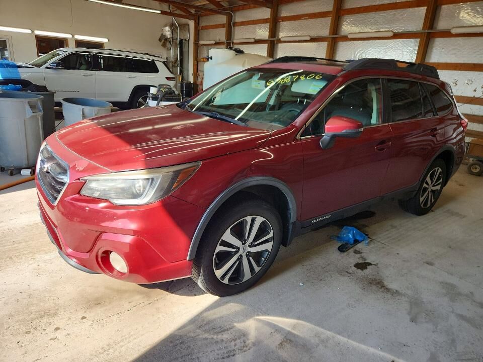 2018 SUBARU Outback