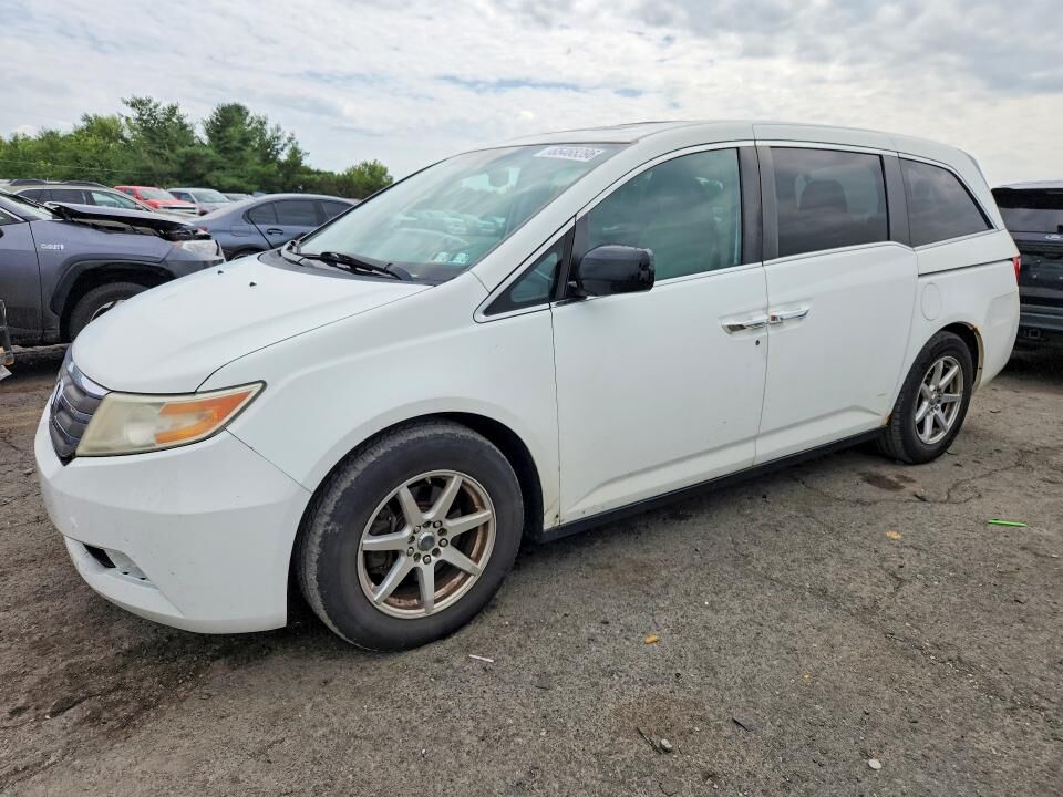 2013 HONDA Odyssey