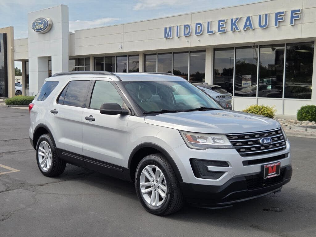 2017 FORD Explorer