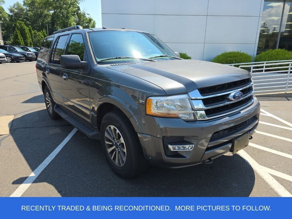 2017 FORD Expedition
