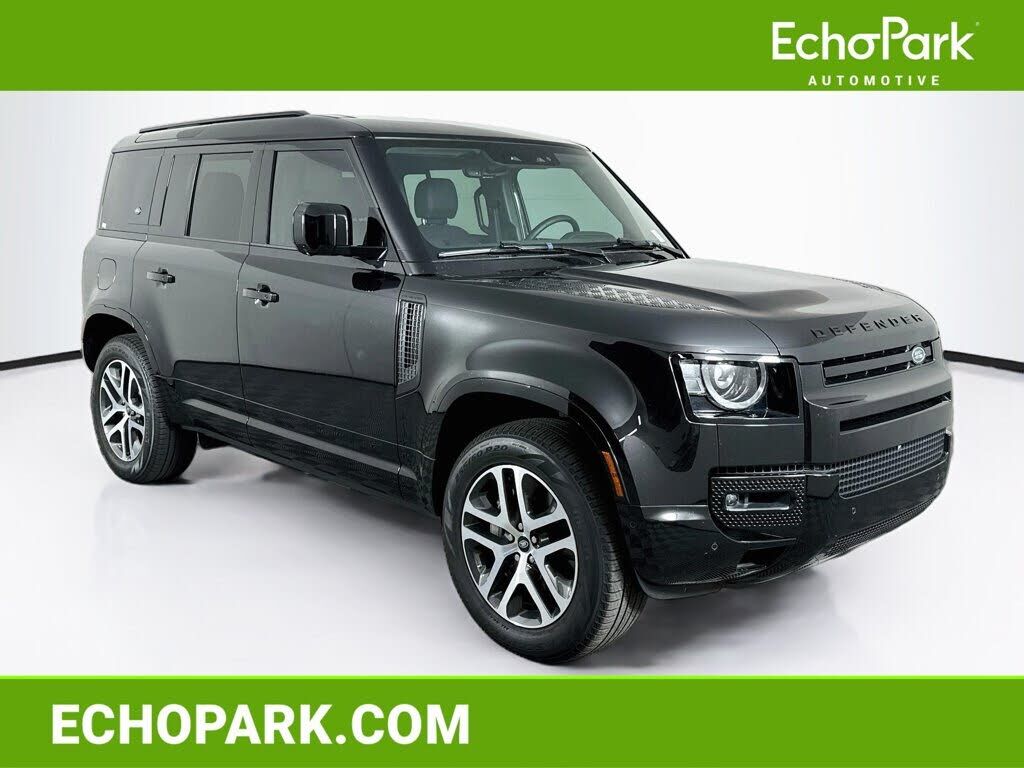 2024 LAND ROVER Defender