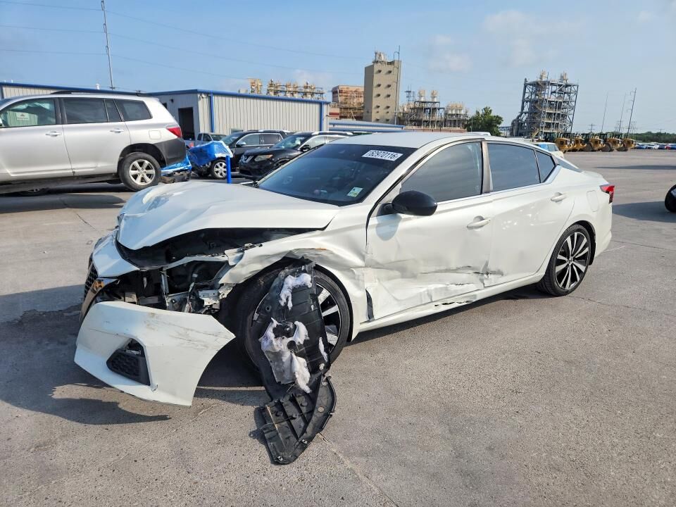 2021 NISSAN Altima