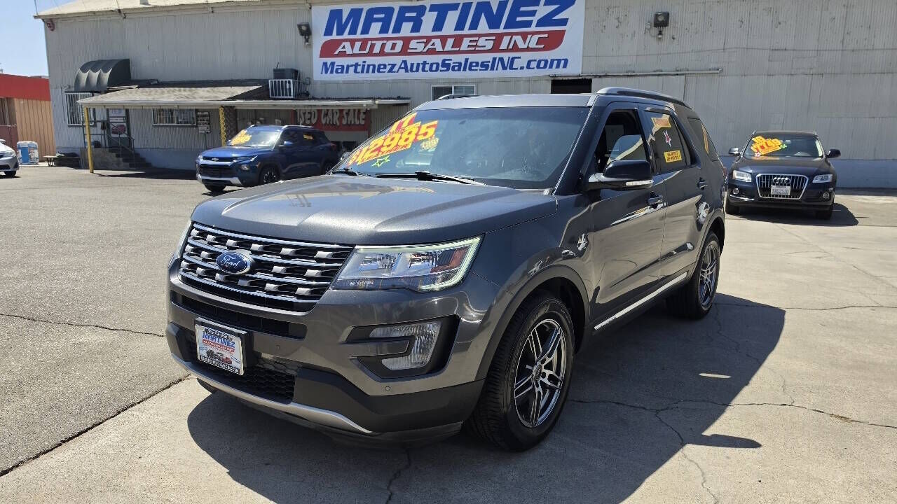 2017 FORD Explorer