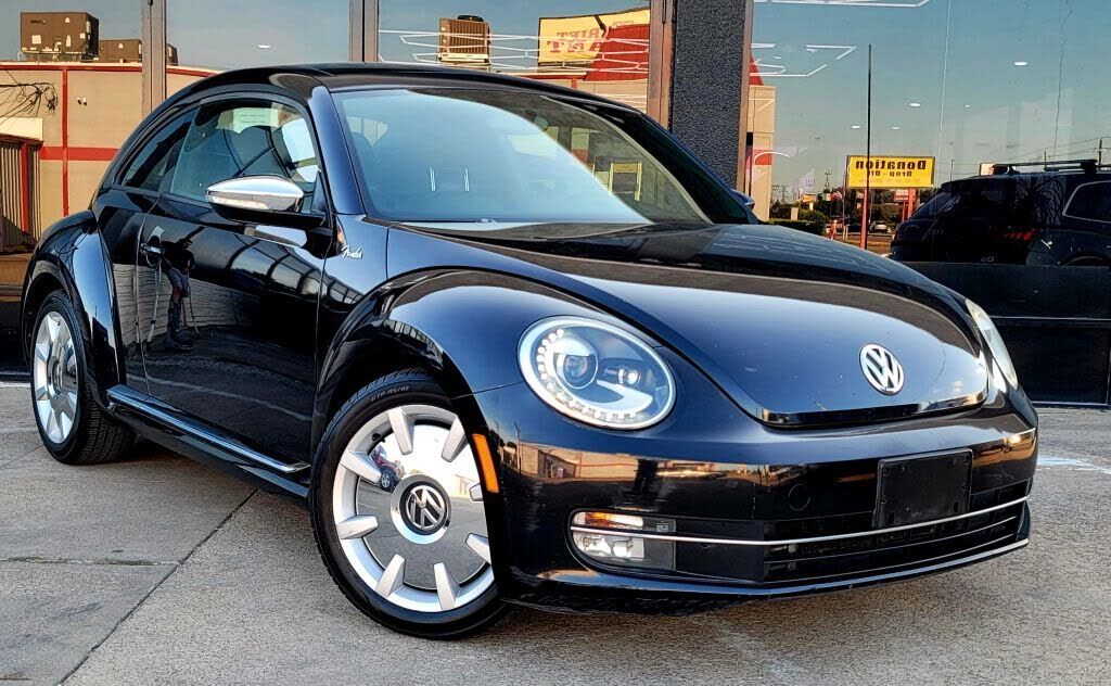 2013 VOLKSWAGEN Beetle