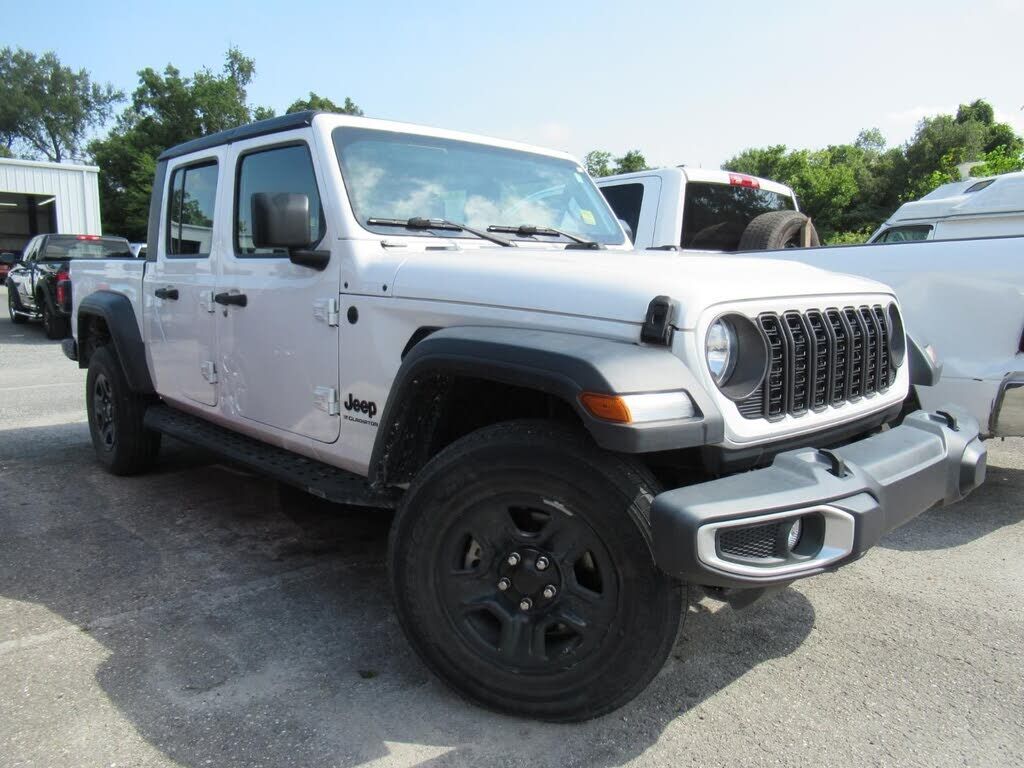 2024 JEEP Gladiator