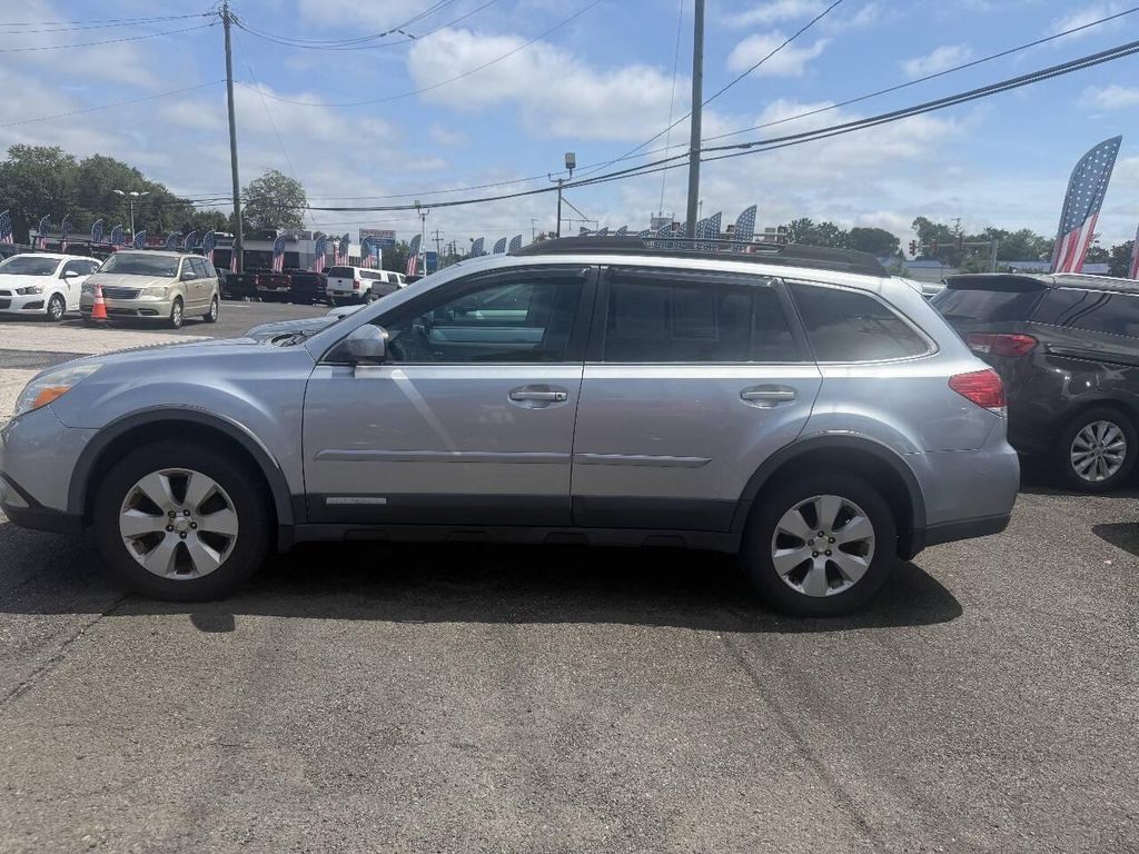2012 SUBARU Outback