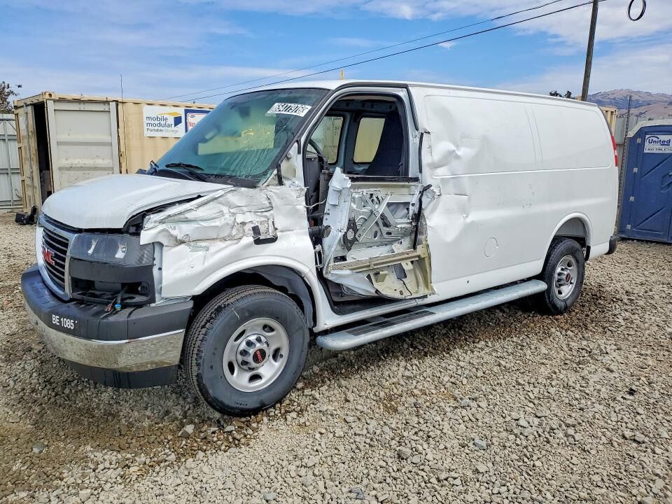 2026 GMC Savana