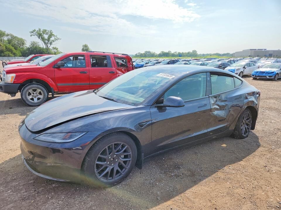 2025 TESLA Model 3