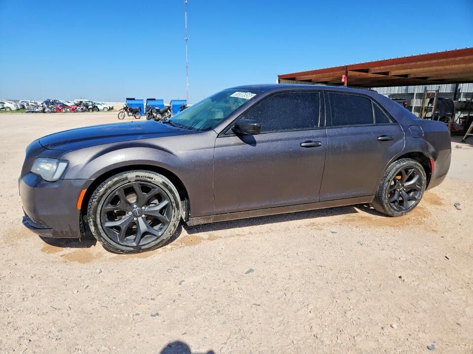 2020 CHRYSLER 300