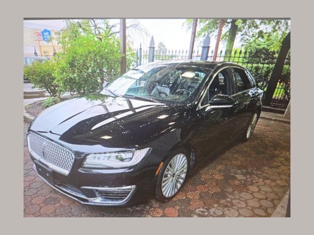 2017 LINCOLN MKZ