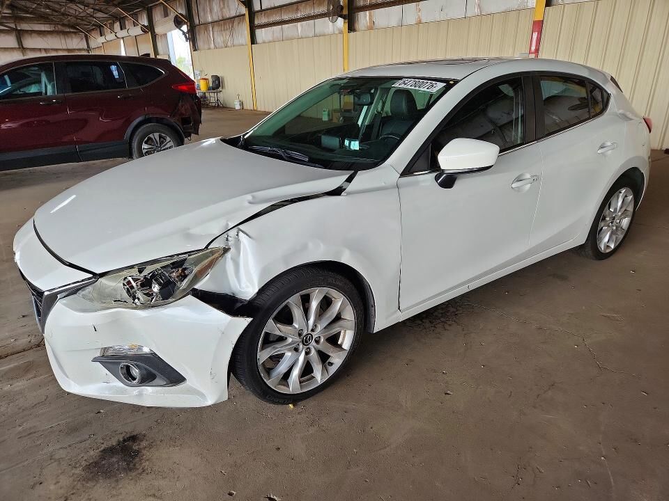 2015 MAZDA Mazda3