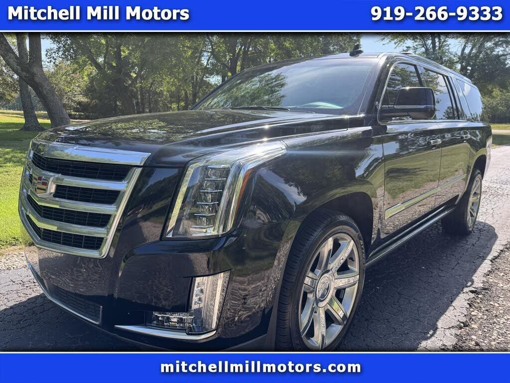 2019 CADILLAC Escalade ESV