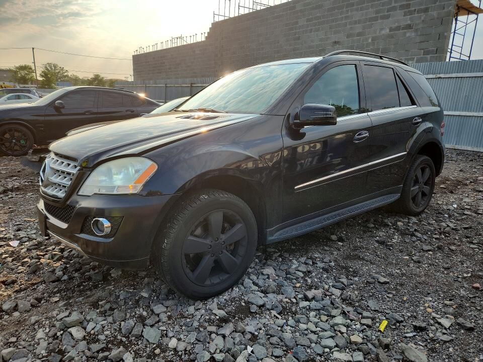 2011 MERCEDES-BENZ M-Class