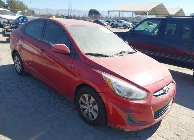 2015 HYUNDAI Accent