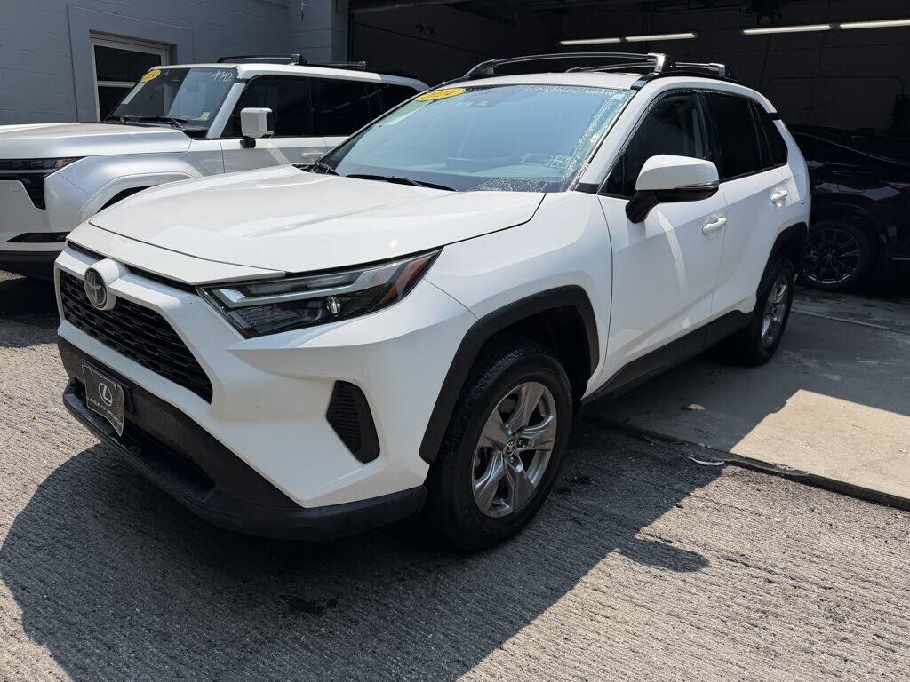 2024 TOYOTA RAV4