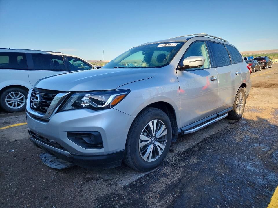 2020 NISSAN Pathfinder
