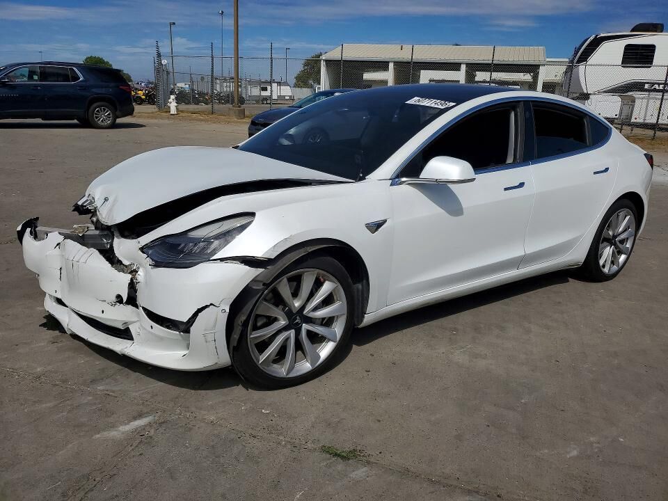 2019 TESLA Model 3