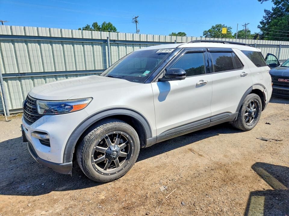 2020 FORD Explorer