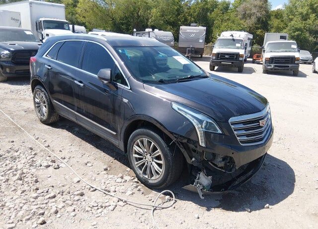 2017 CADILLAC XT5