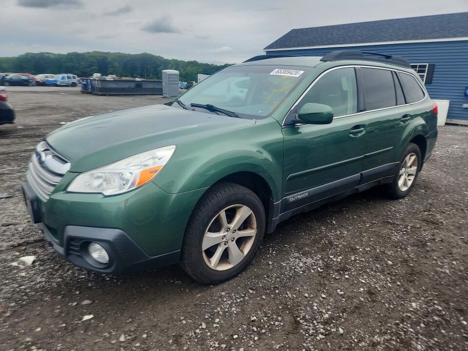 2014 SUBARU Outback