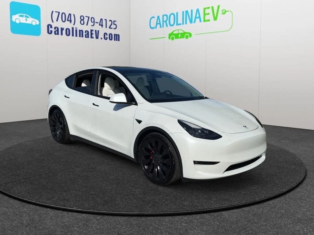 2022 TESLA Model Y