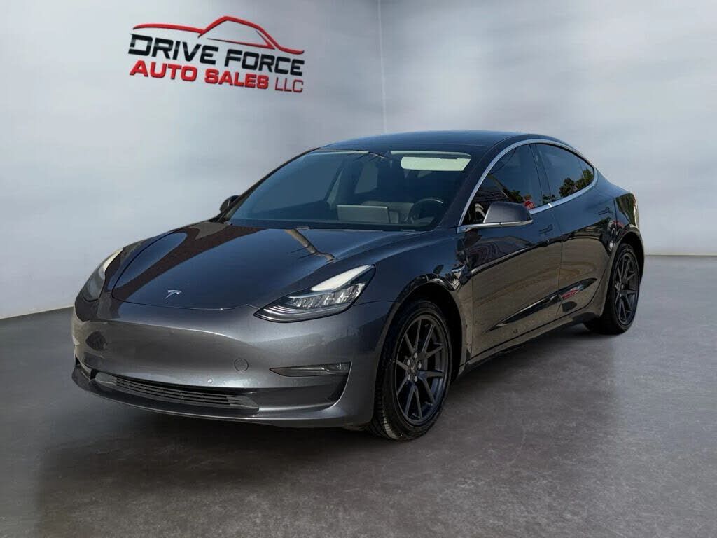 2019 TESLA Model 3