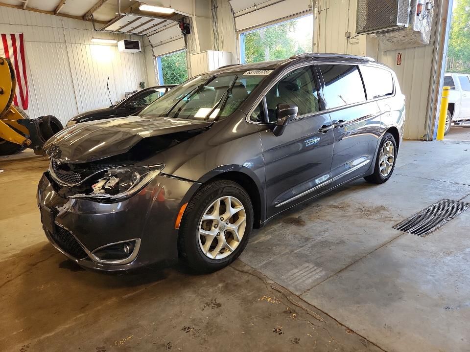2018 CHRYSLER Pacifica