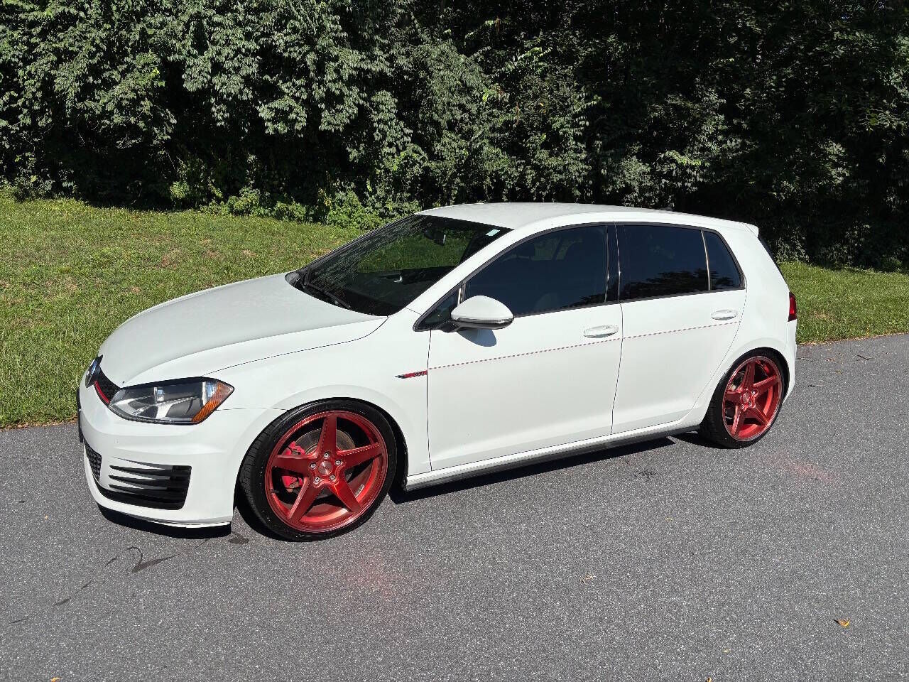 2017 VOLKSWAGEN Golf GTI