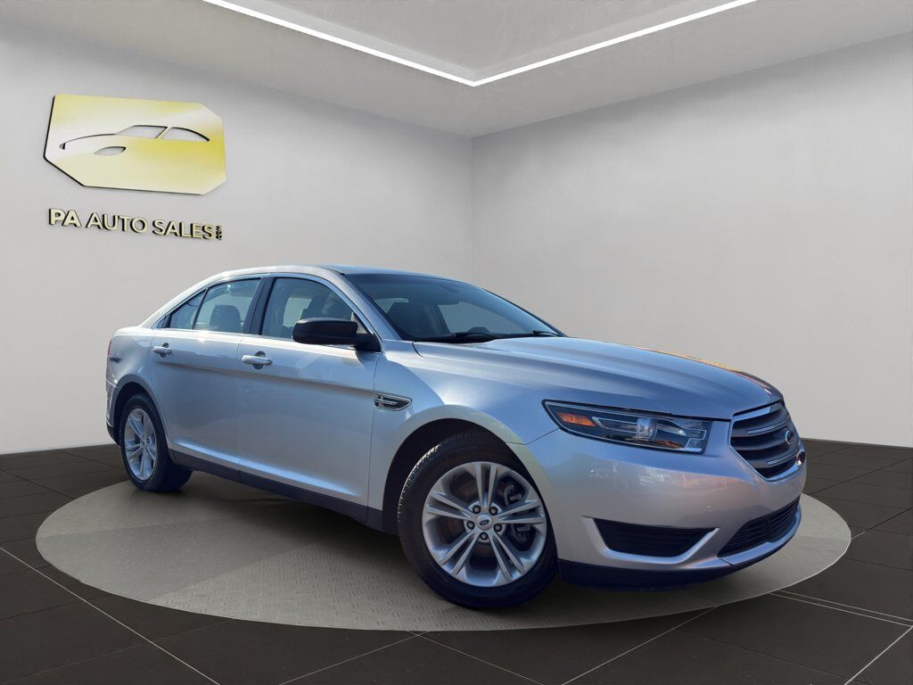 2015 FORD Taurus