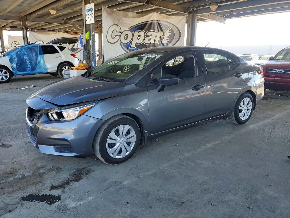 2021 NISSAN Versa