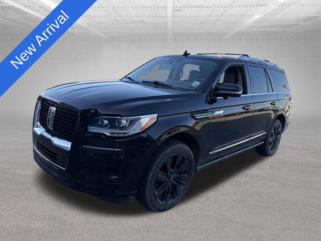 2022 LINCOLN Navigator