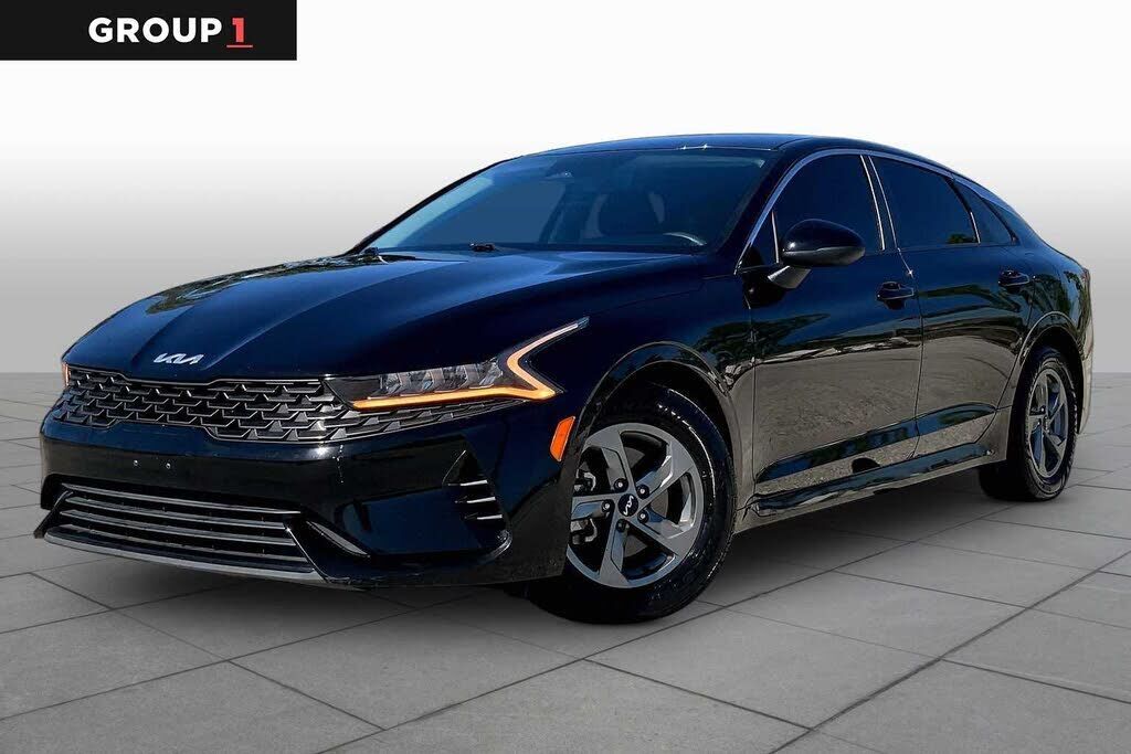 2022 KIA K5