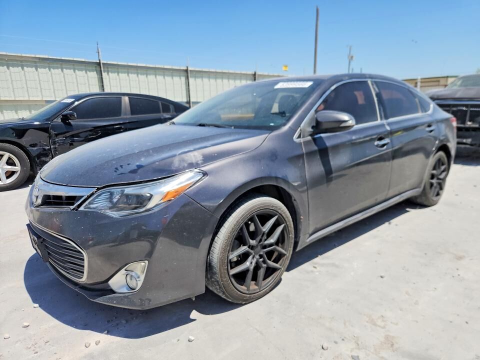 2013 TOYOTA Avalon