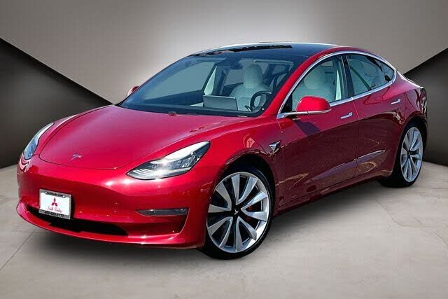 2019 TESLA Model 3