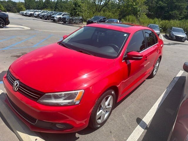 2012 VOLKSWAGEN Jetta