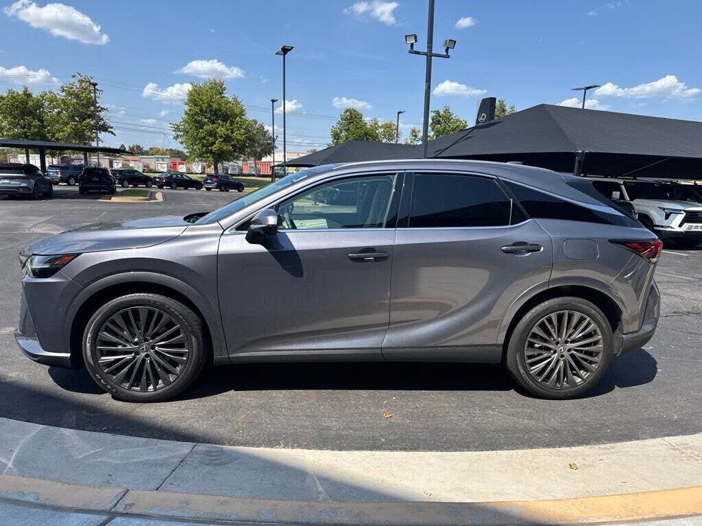2023 LEXUS RX