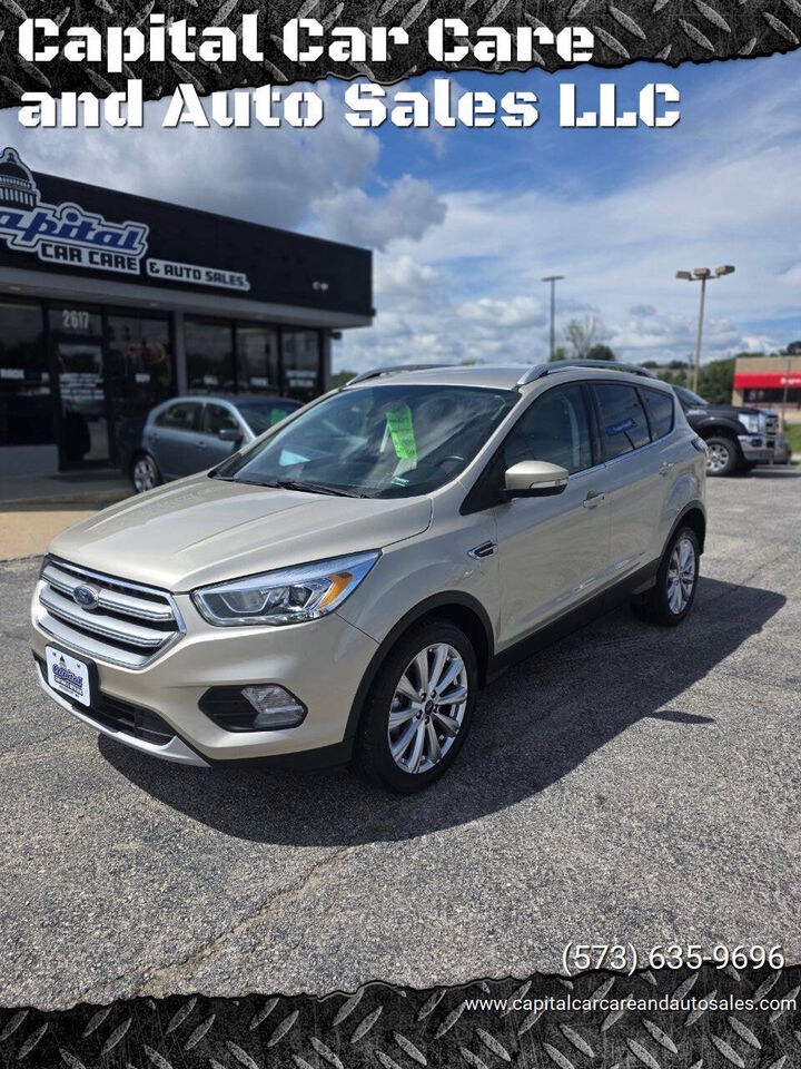 2017 FORD Escape