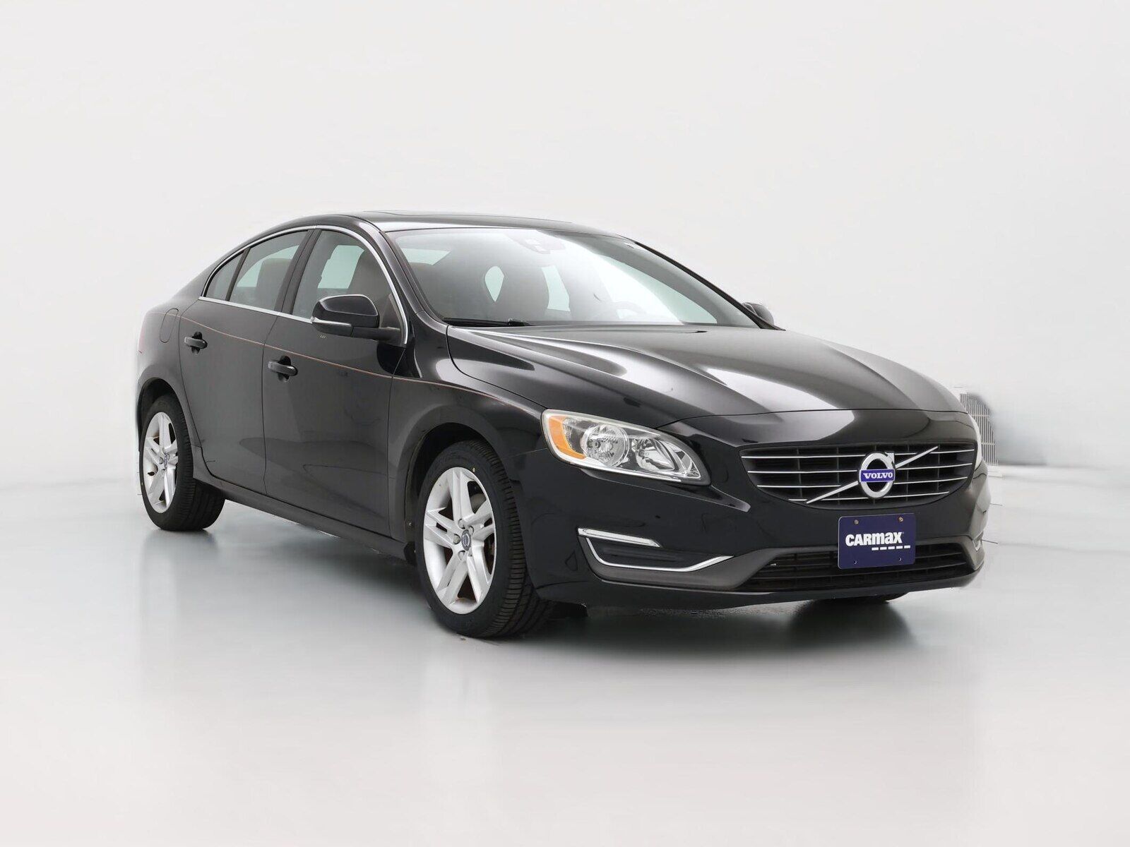 2015 VOLVO S60